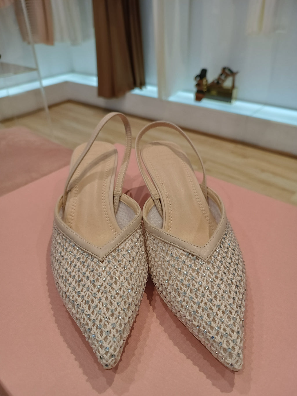 Slingback cipria
